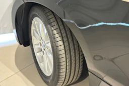 musta BMW 116 2009 kuva 10.