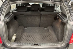 musta BMW 116 2011 kuva 14.