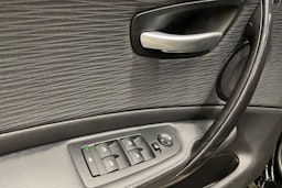 musta BMW 116 2011 kuva 19.