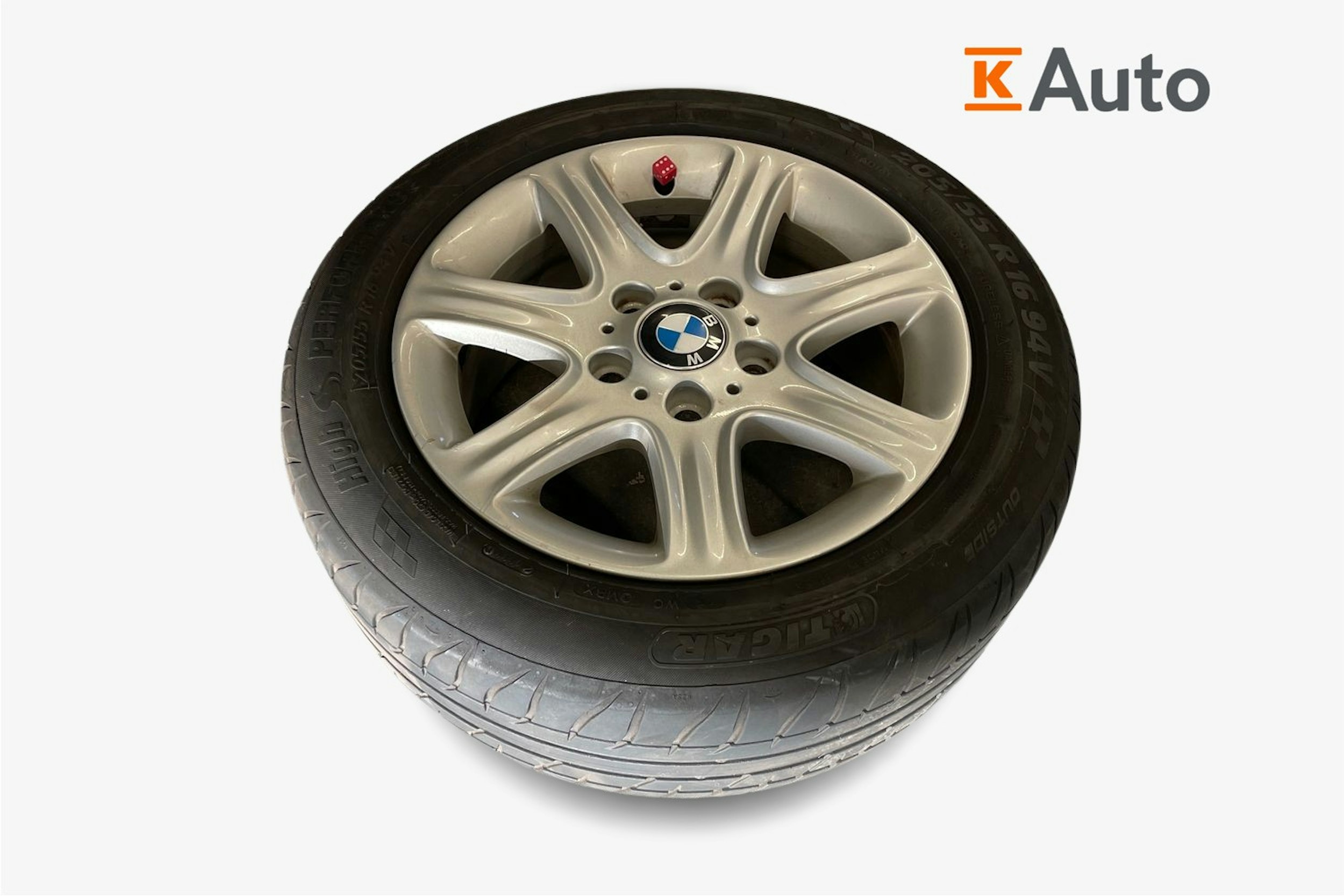 musta BMW 116 2011 kuva 9.