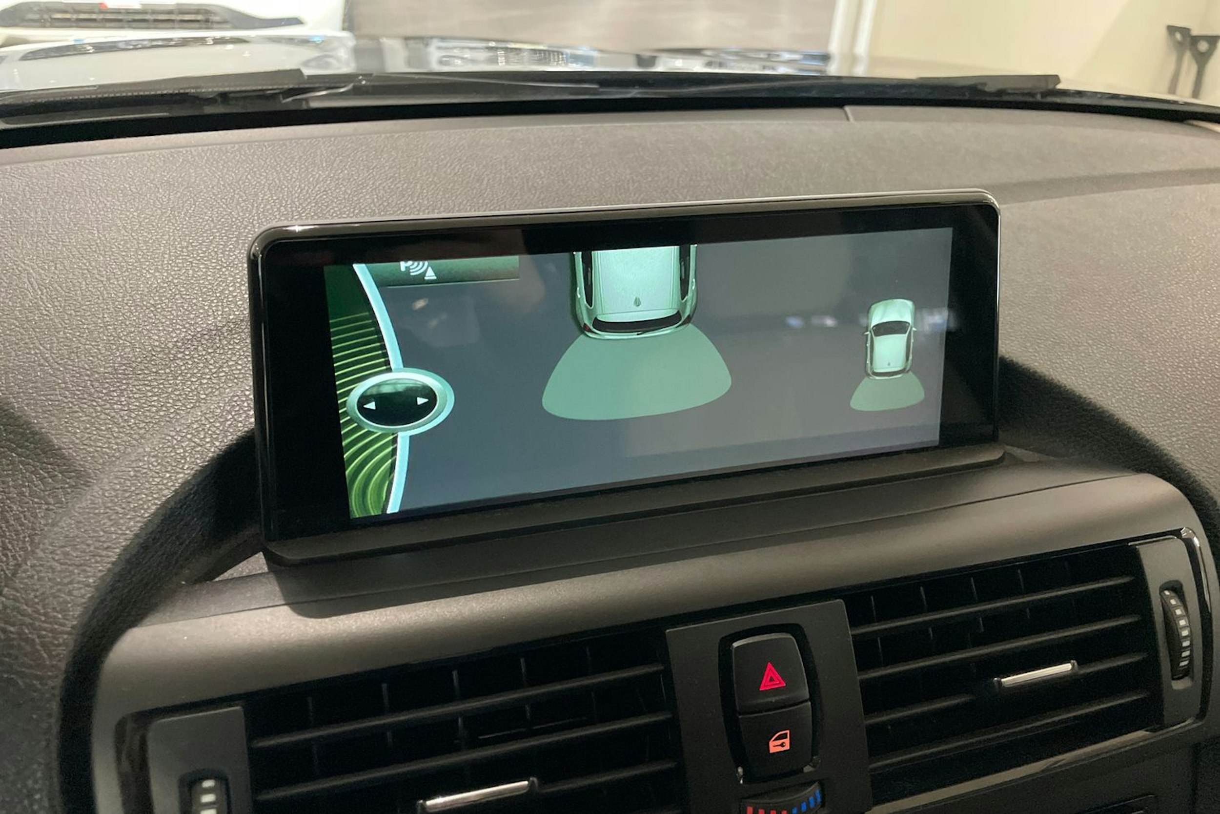 musta BMW 116 2011 kuva 20.