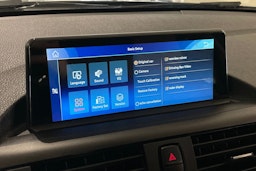 musta BMW 116 2011 kuva 22.