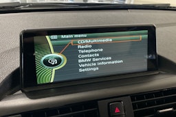 musta BMW 116 2011 kuva 23.