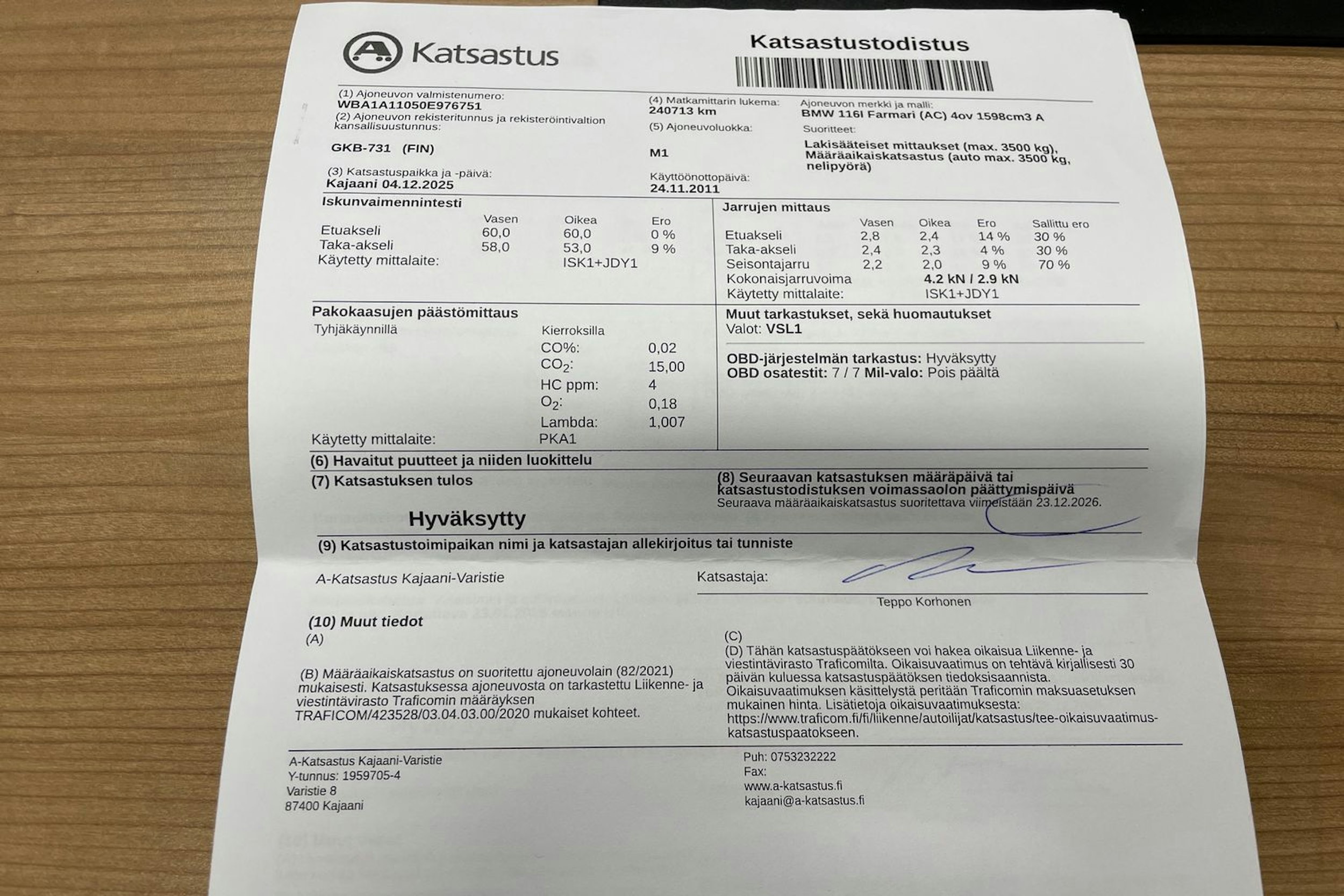 musta BMW 116 2011 kuva 35.