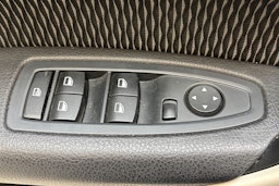 musta BMW 116 2012 kuva 16.