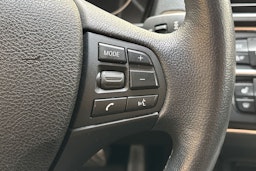 musta BMW 116 2012 kuva 19.