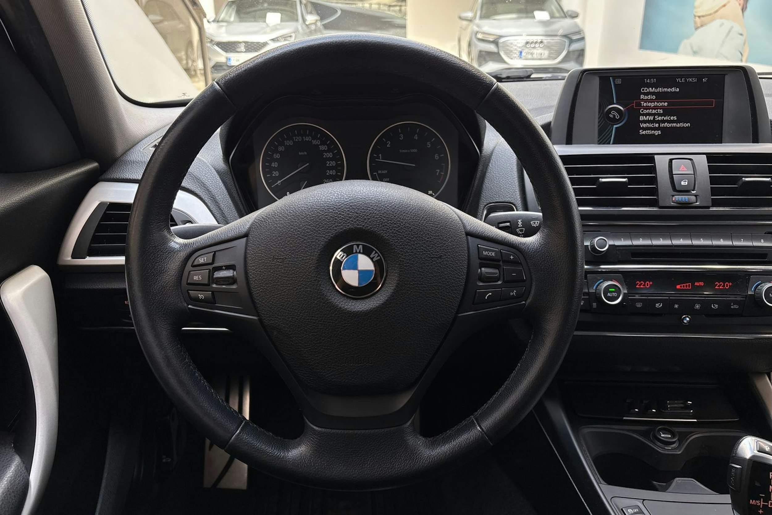 musta BMW 116 2012 kuva 20.