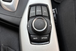 musta BMW 116 2012 kuva 28.