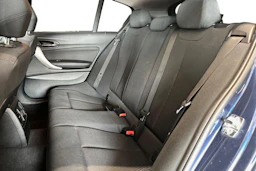 sininen BMW 116 2012 kuva 8.