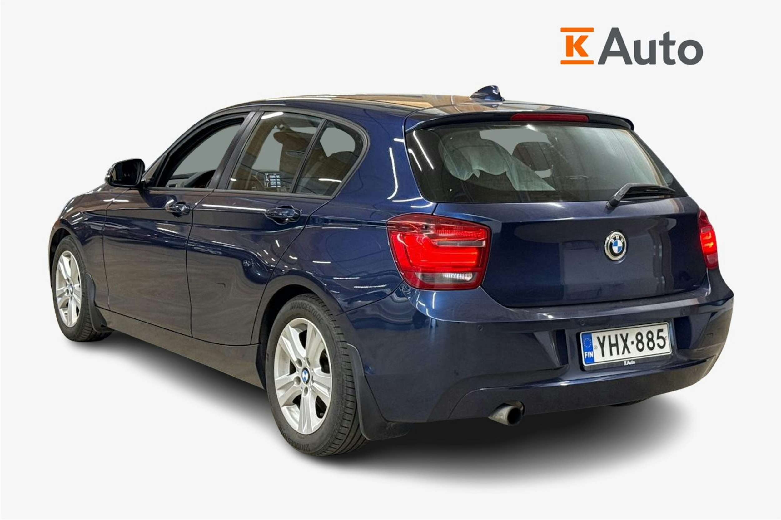 sininen BMW 116 2012 kuva 2.