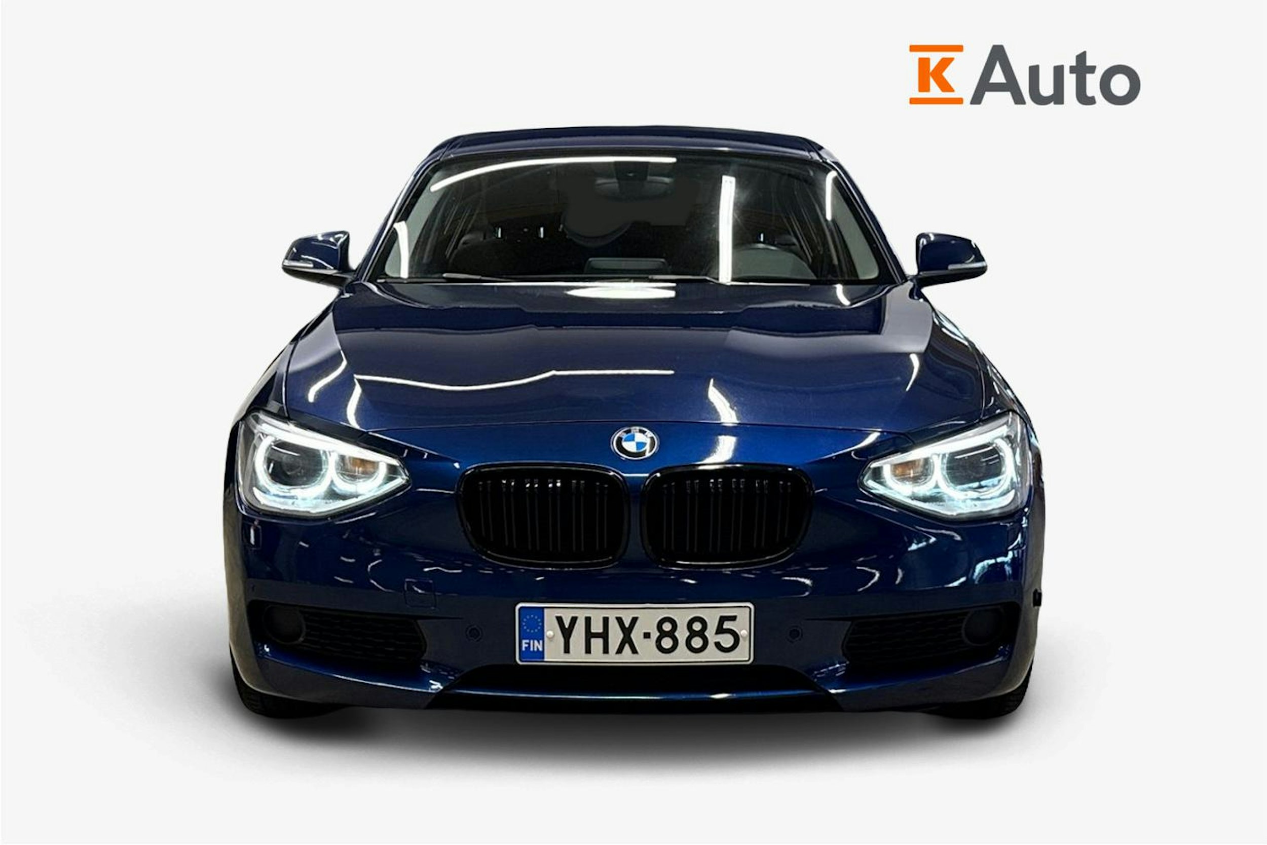sininen BMW 116 2012 kuva 4.