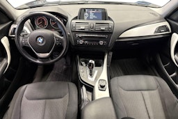 sininen BMW 116 2012 kuva 7.