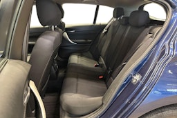 sininen BMW 116 2012 kuva 8.