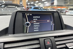 sininen BMW 116 2012 kuva 17.