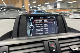 sininen BMW 116 2012 kuva 20.