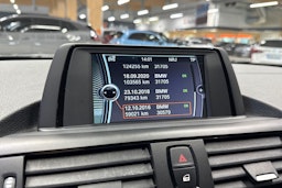 sininen BMW 116 2012 kuva 22.