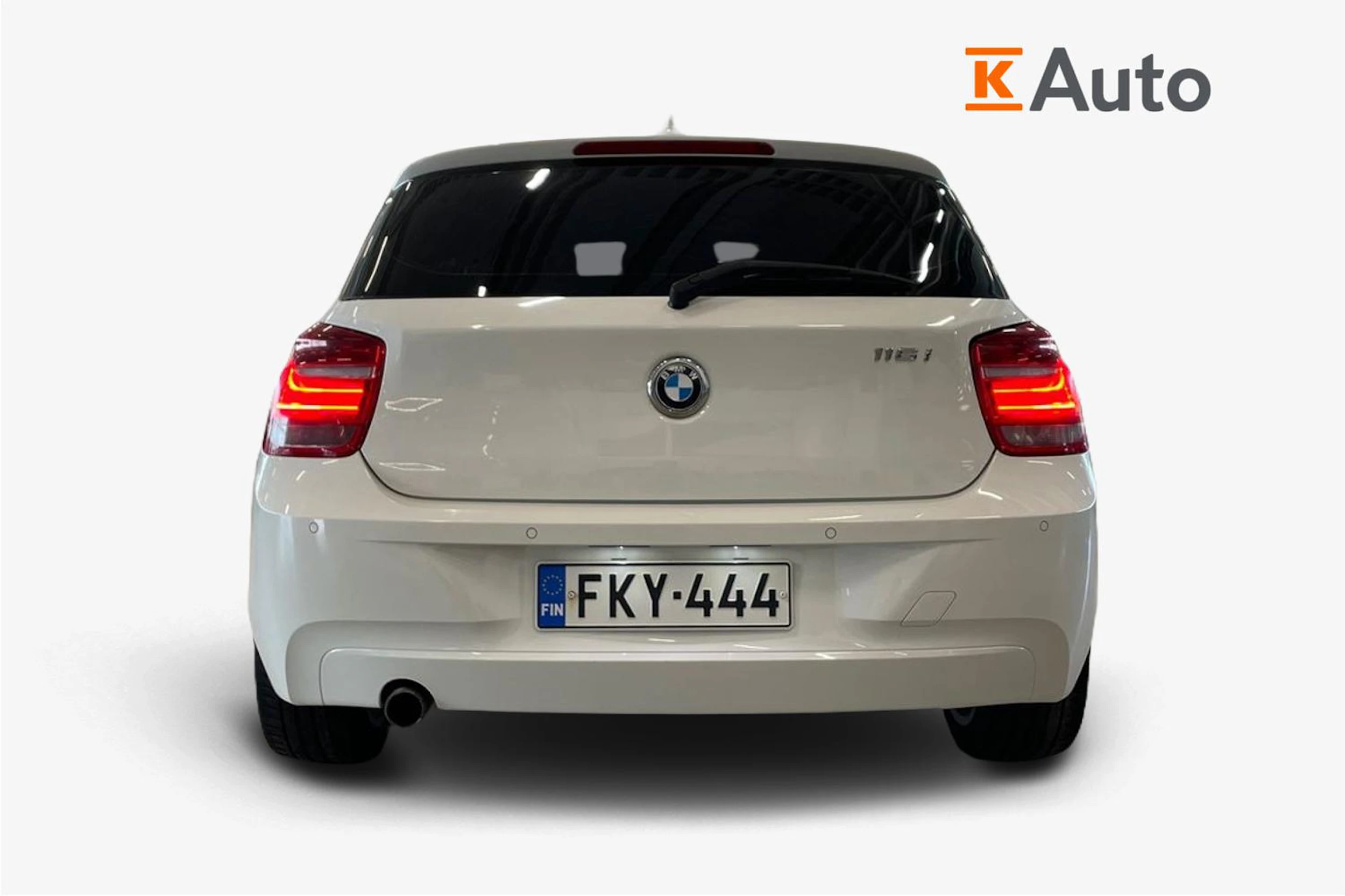 valkoinen BMW 116 2013 kuva 3.