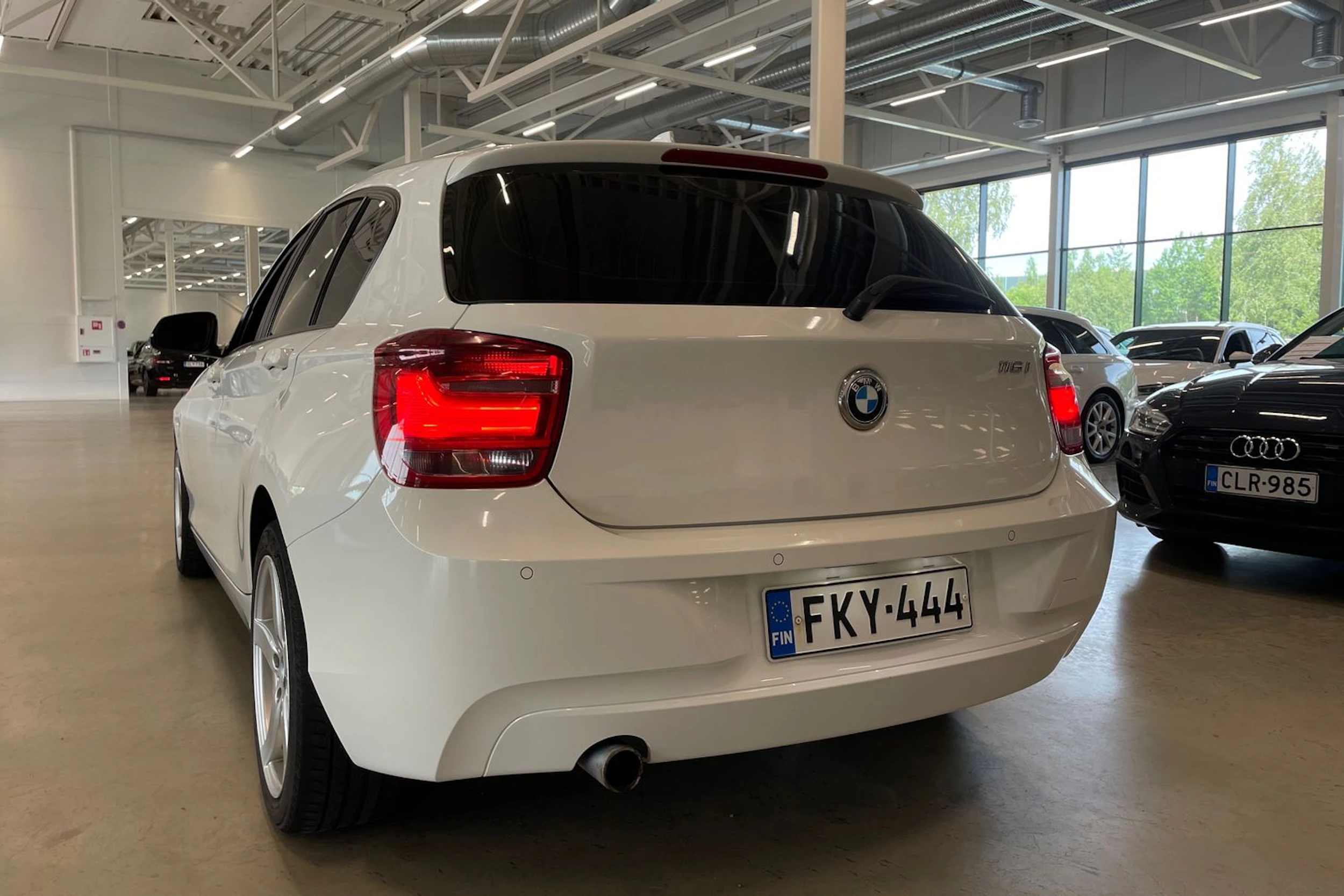 valkoinen BMW 116 2013 kuva 15.