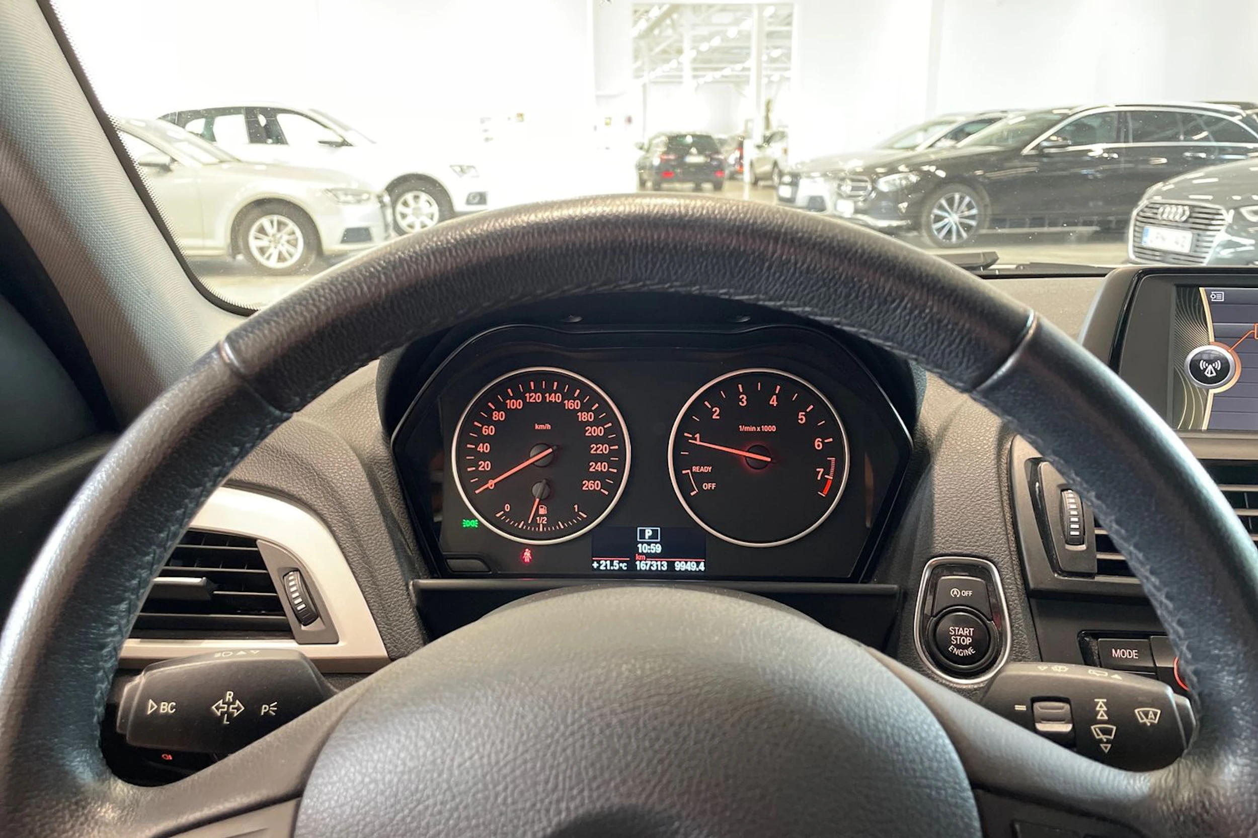valkoinen BMW 116 2013 kuva 17.