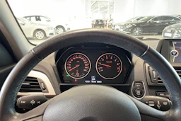 valkoinen BMW 116 2013 kuva 17.