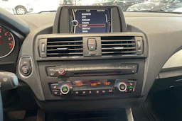 valkoinen BMW 116 2013 kuva 24.