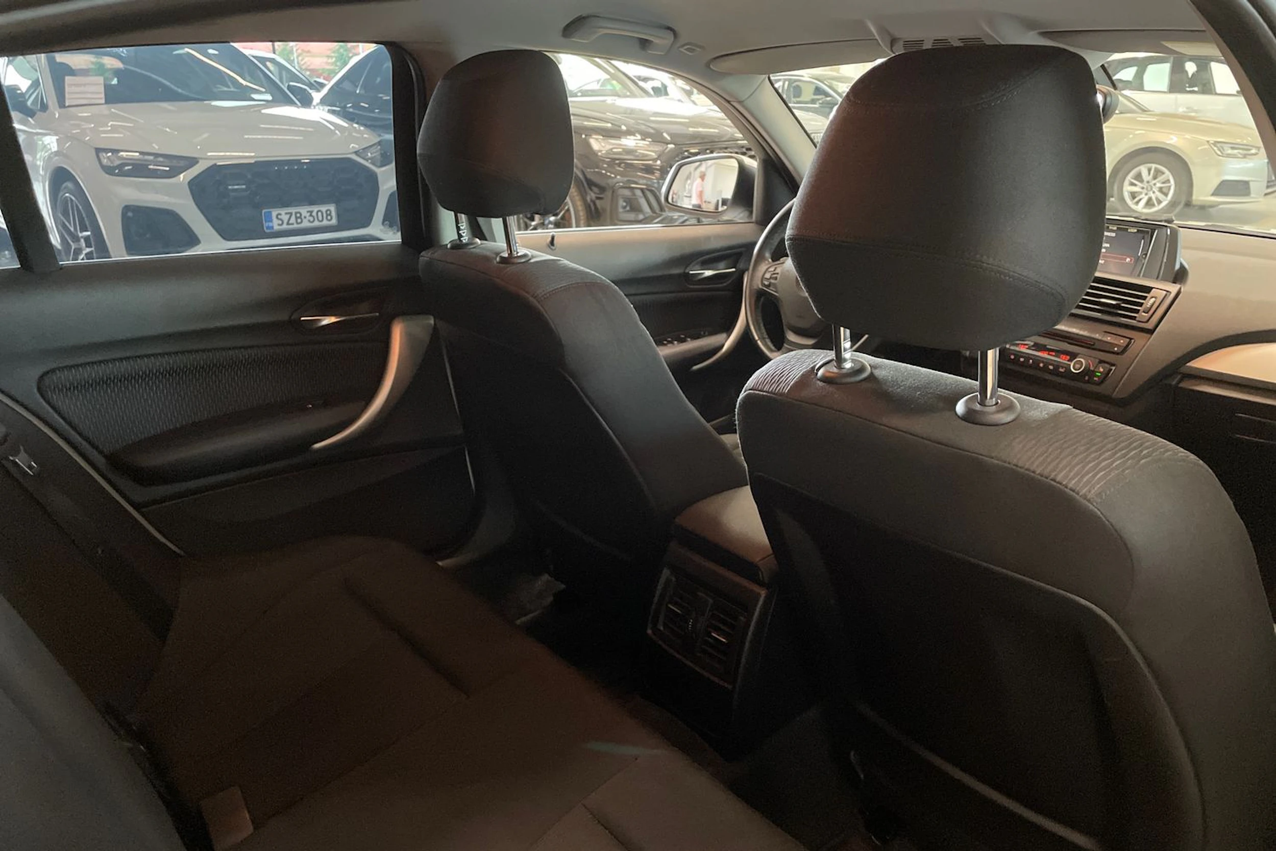 valkoinen BMW 116 2013 kuva 27.