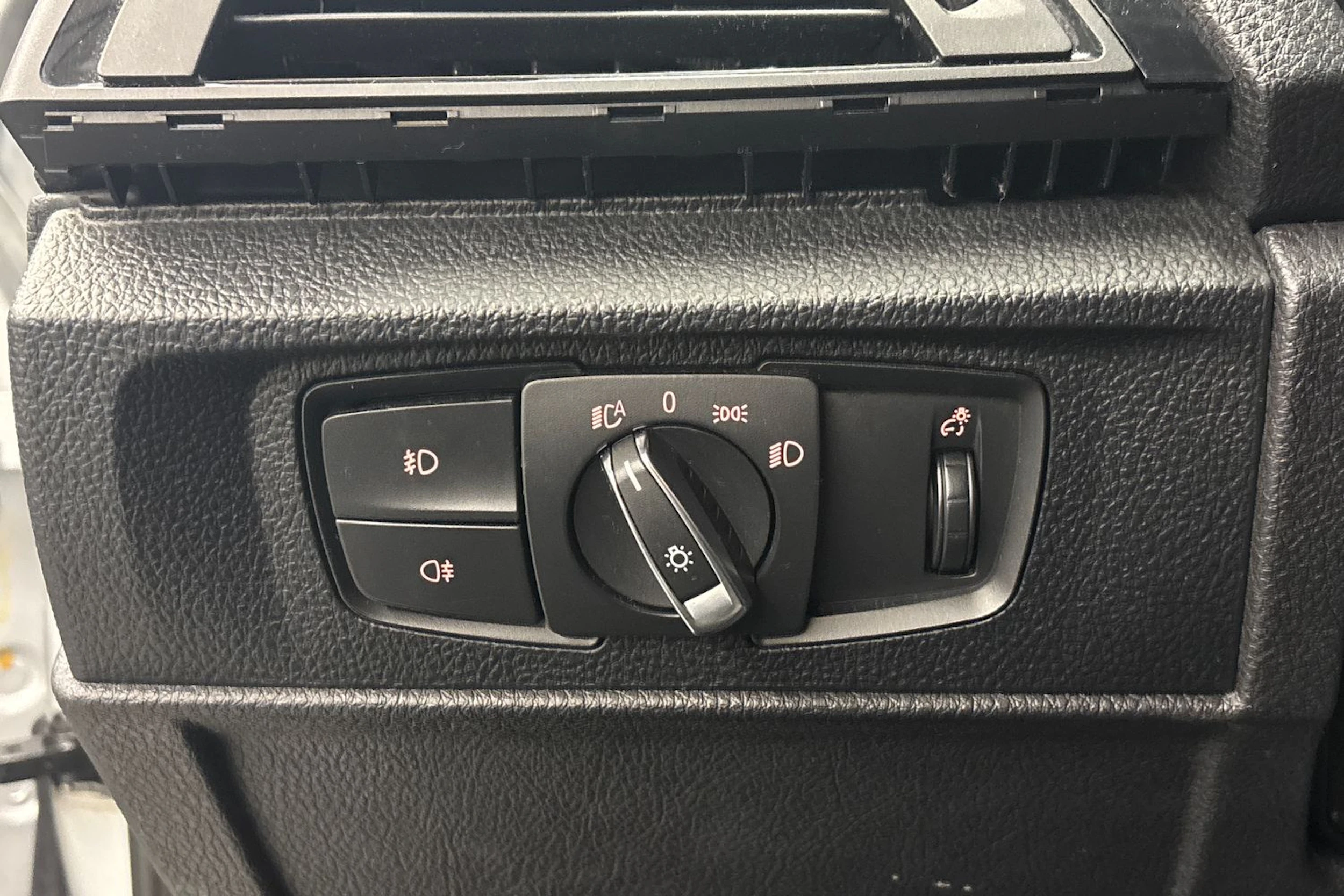hopea BMW 116 2013 kuva 17.