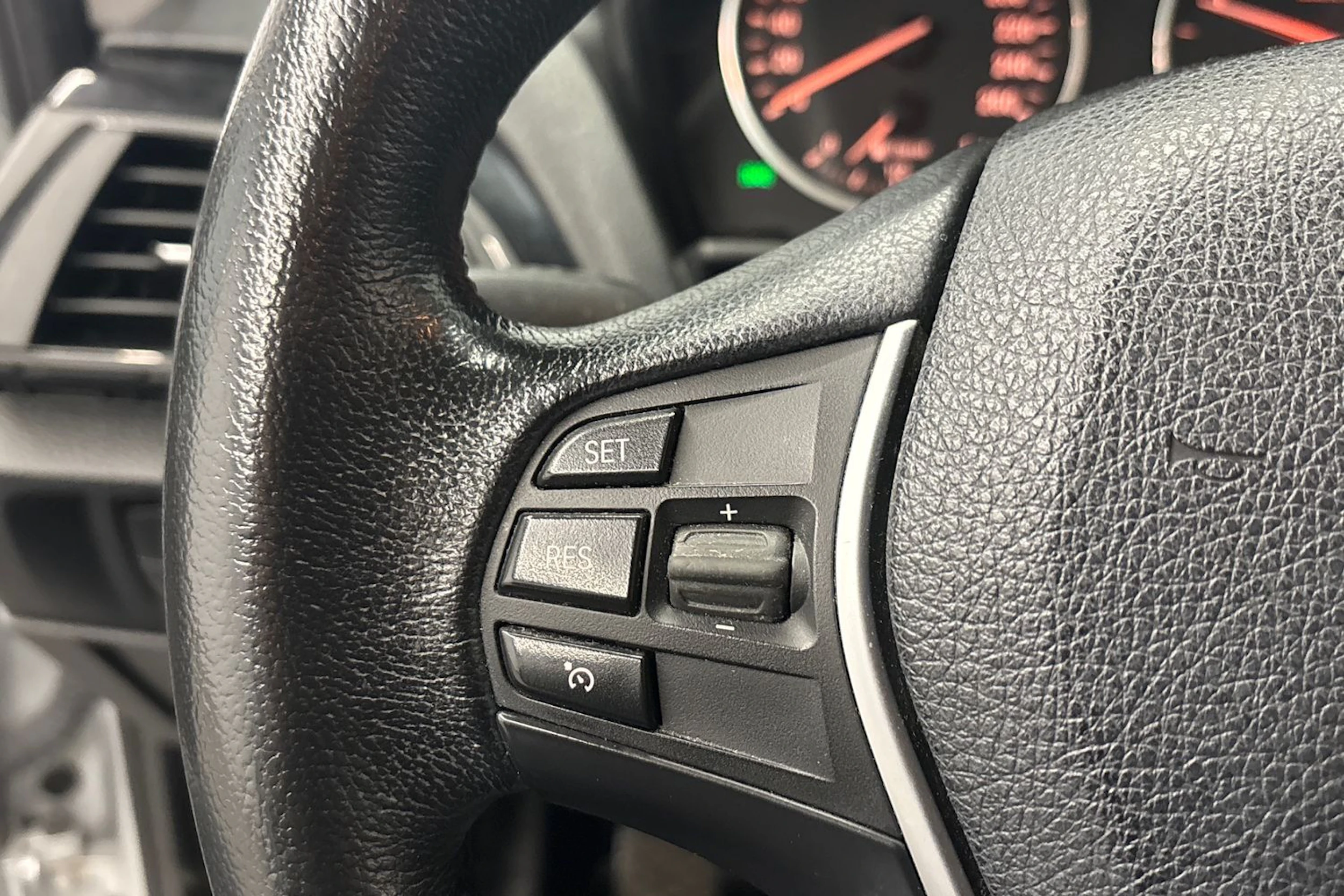 hopea BMW 116 2013 kuva 18.