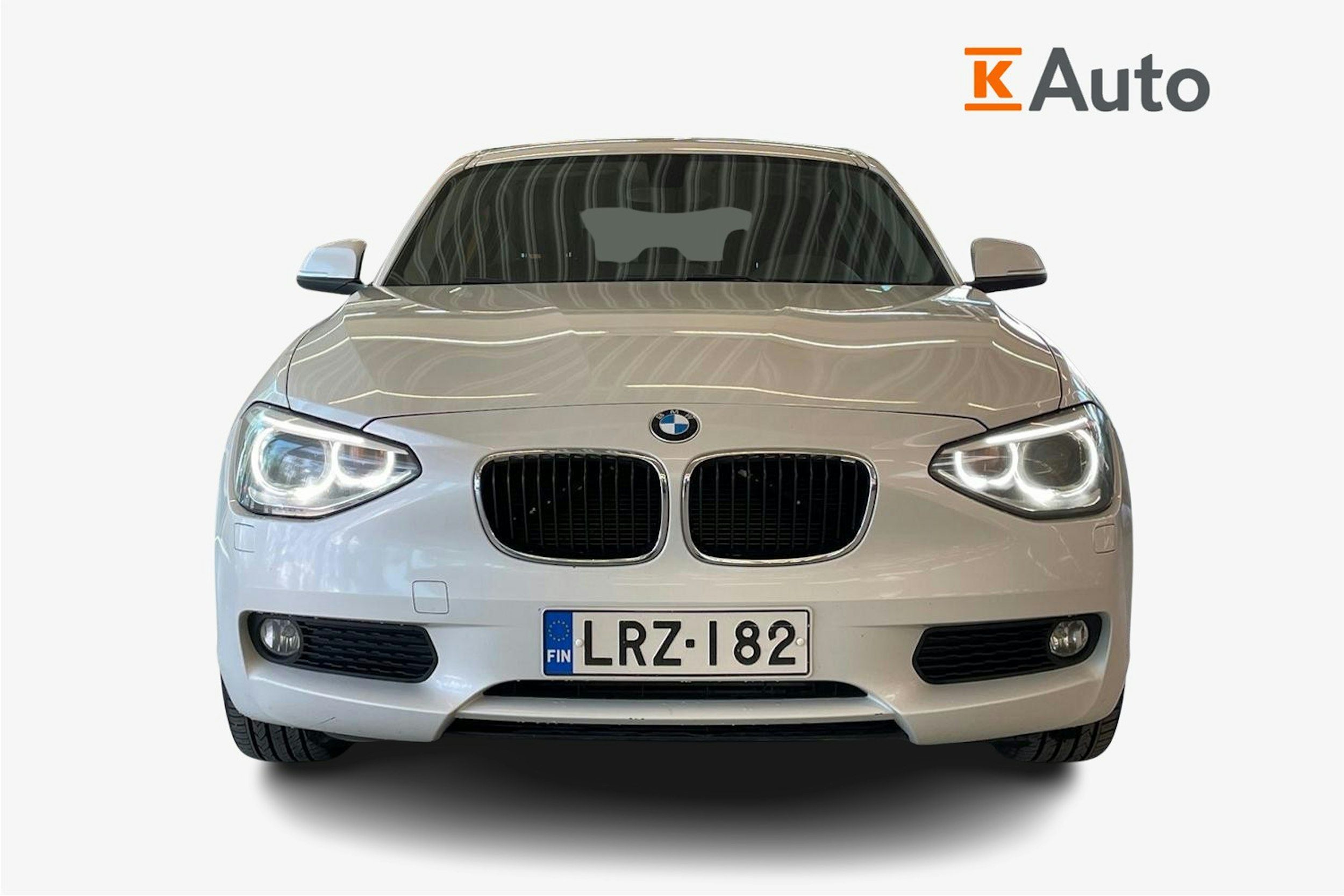 valkoinen BMW 116 2013 kuva 5.