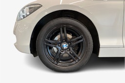 valkoinen BMW 116 2013 kuva 14.
