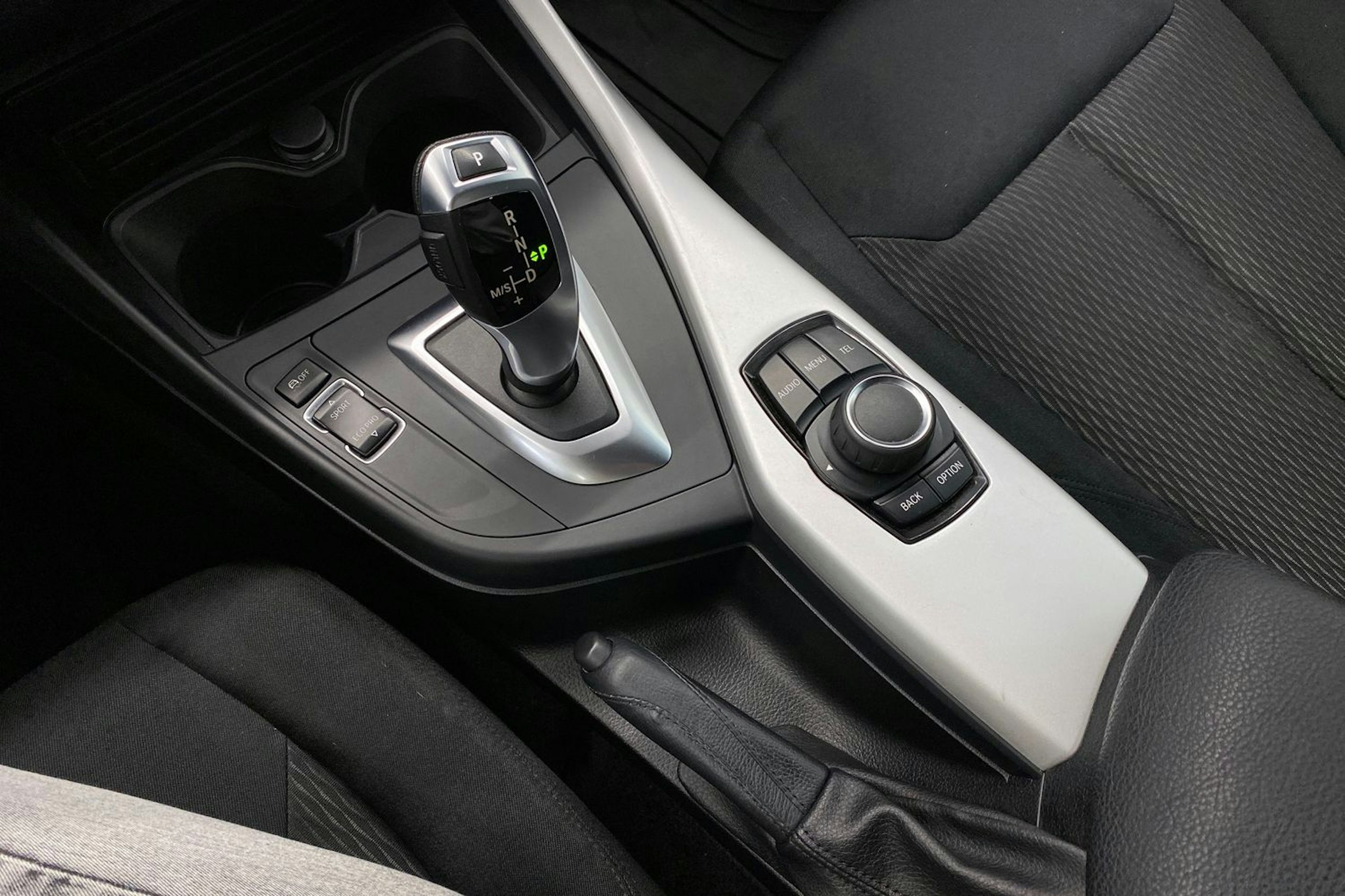 valkoinen BMW 116 2013 kuva 22.
