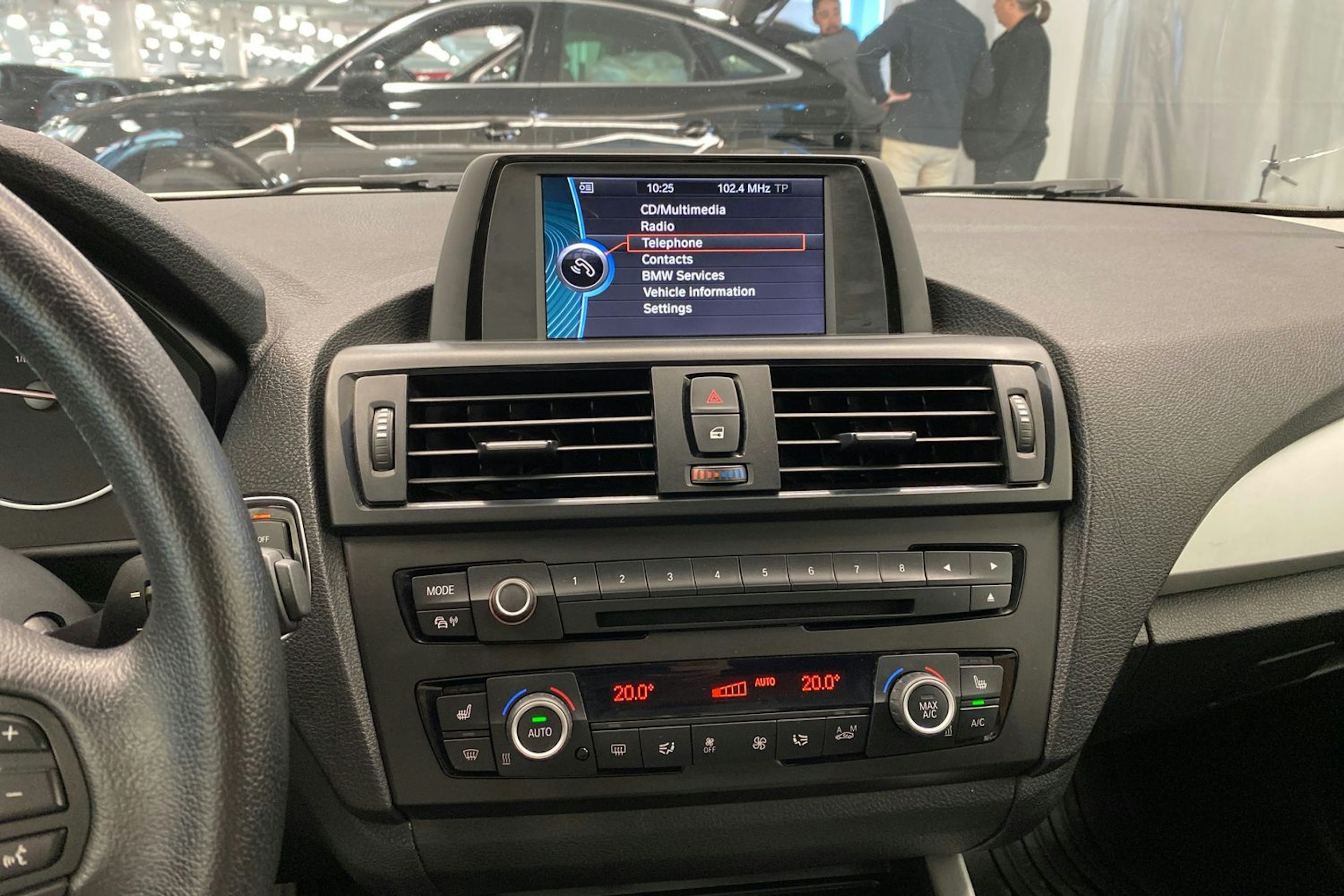 valkoinen BMW 116 2013 kuva 23.