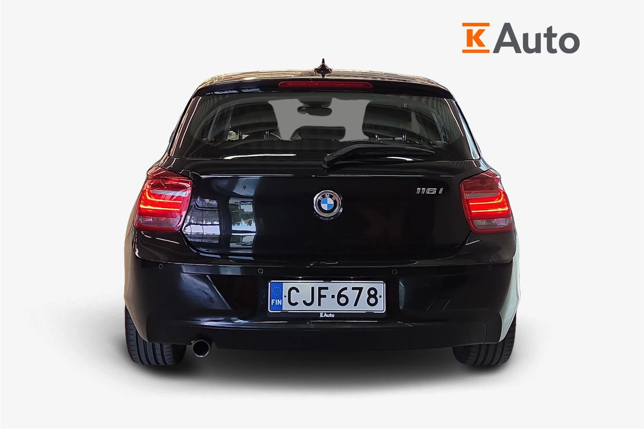 musta BMW 116 2014 kuva 3.