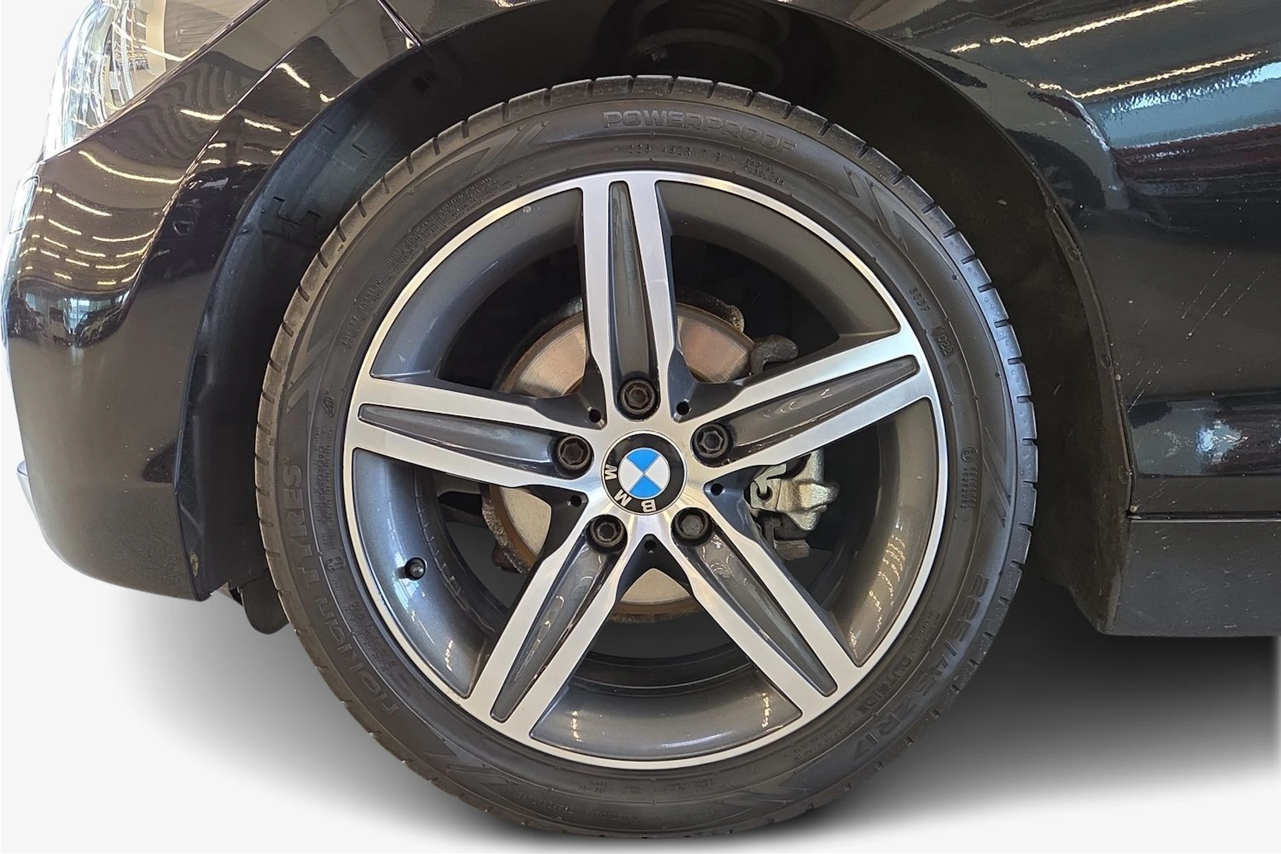 musta BMW 116 2014 kuva 9.
