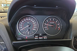 musta BMW 116 2014 kuva 13.