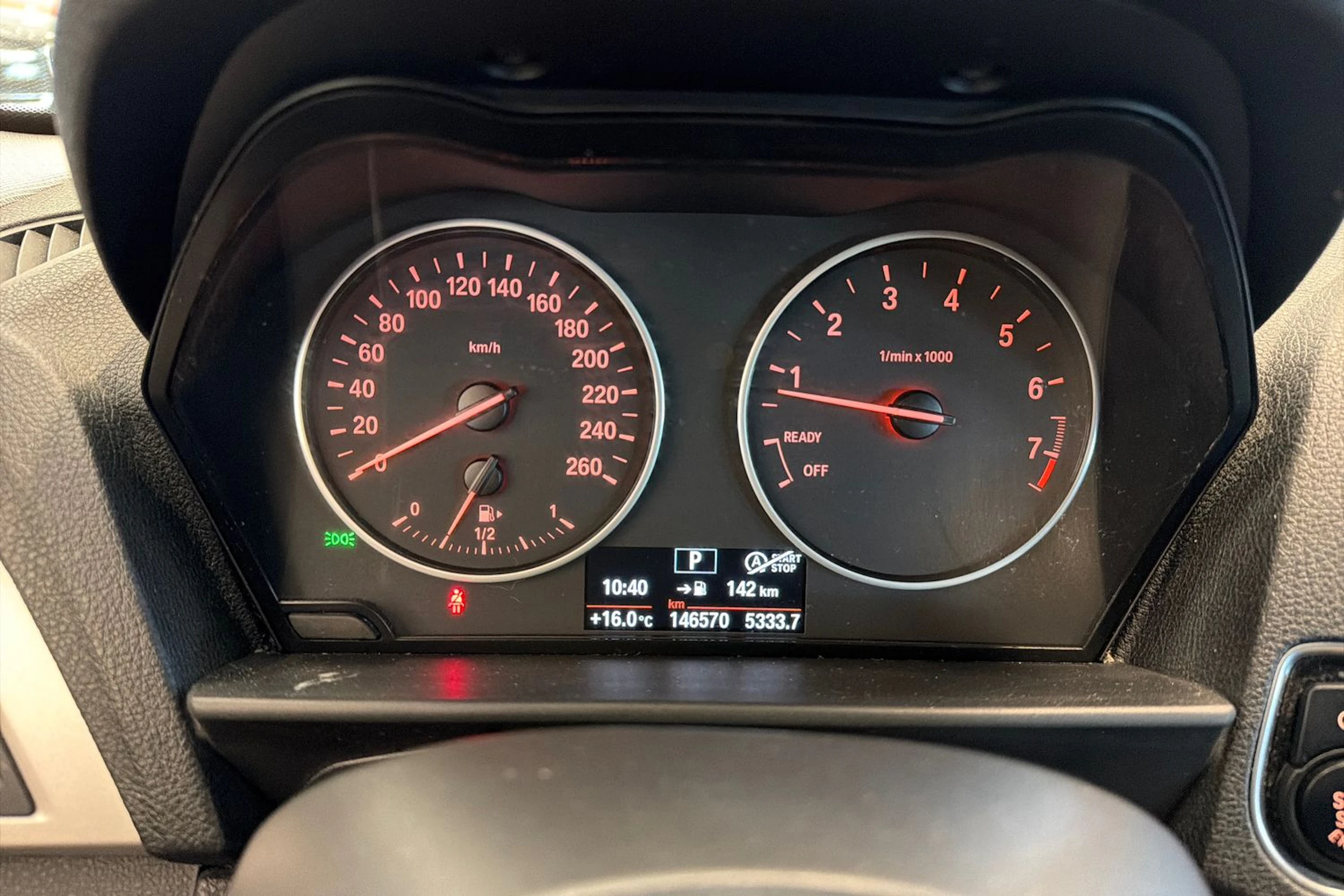 valkoinen BMW 116 2014 kuva 17.