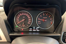 valkoinen BMW 116 2014 kuva 17.