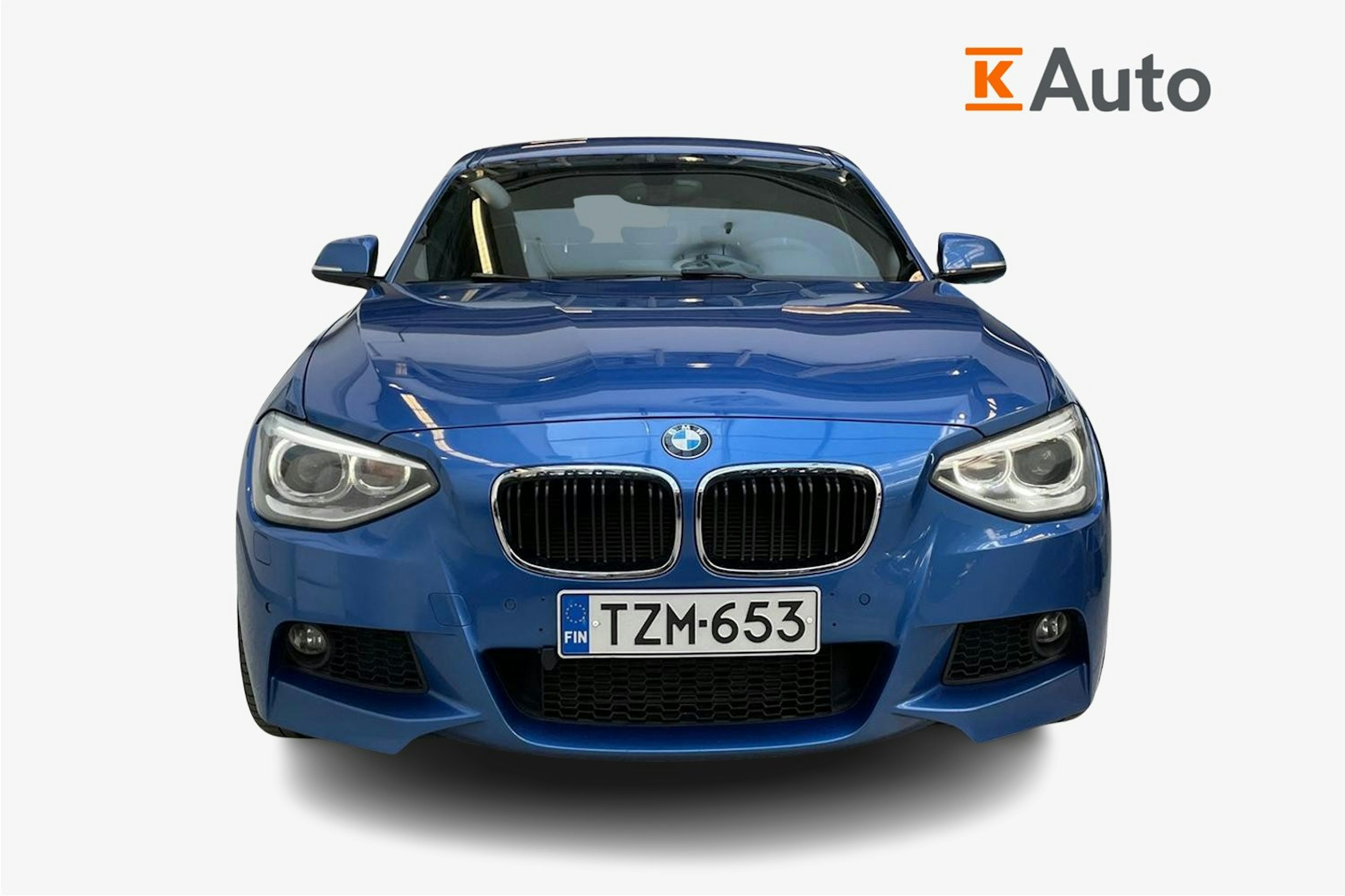 sininen BMW 116 2014 kuva 5.