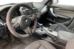 sininen BMW 116 2014 kuva 7.