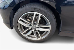 musta BMW 116 2015 kuva 9.
