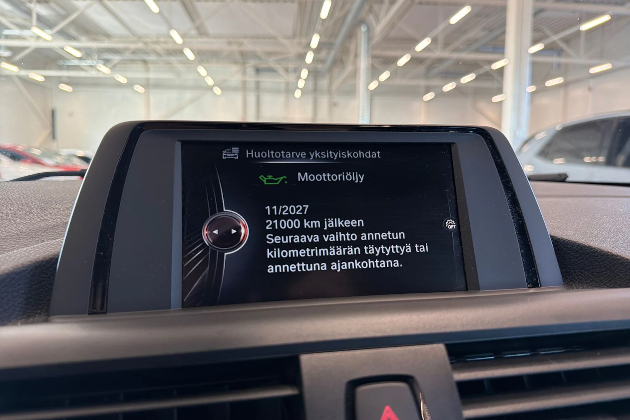 musta BMW 116 2015 kuva 22.