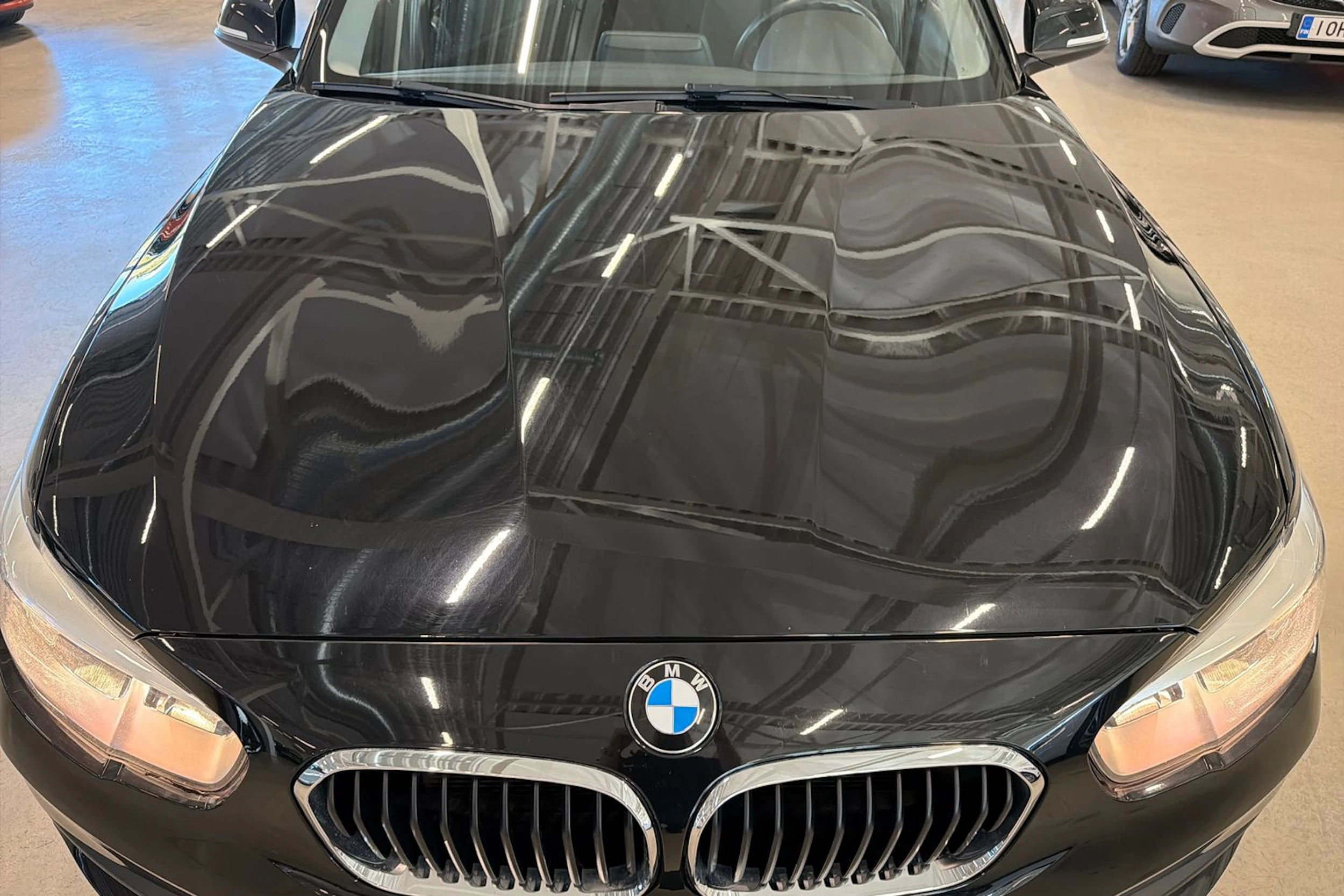 musta BMW 116 2015 kuva 24.