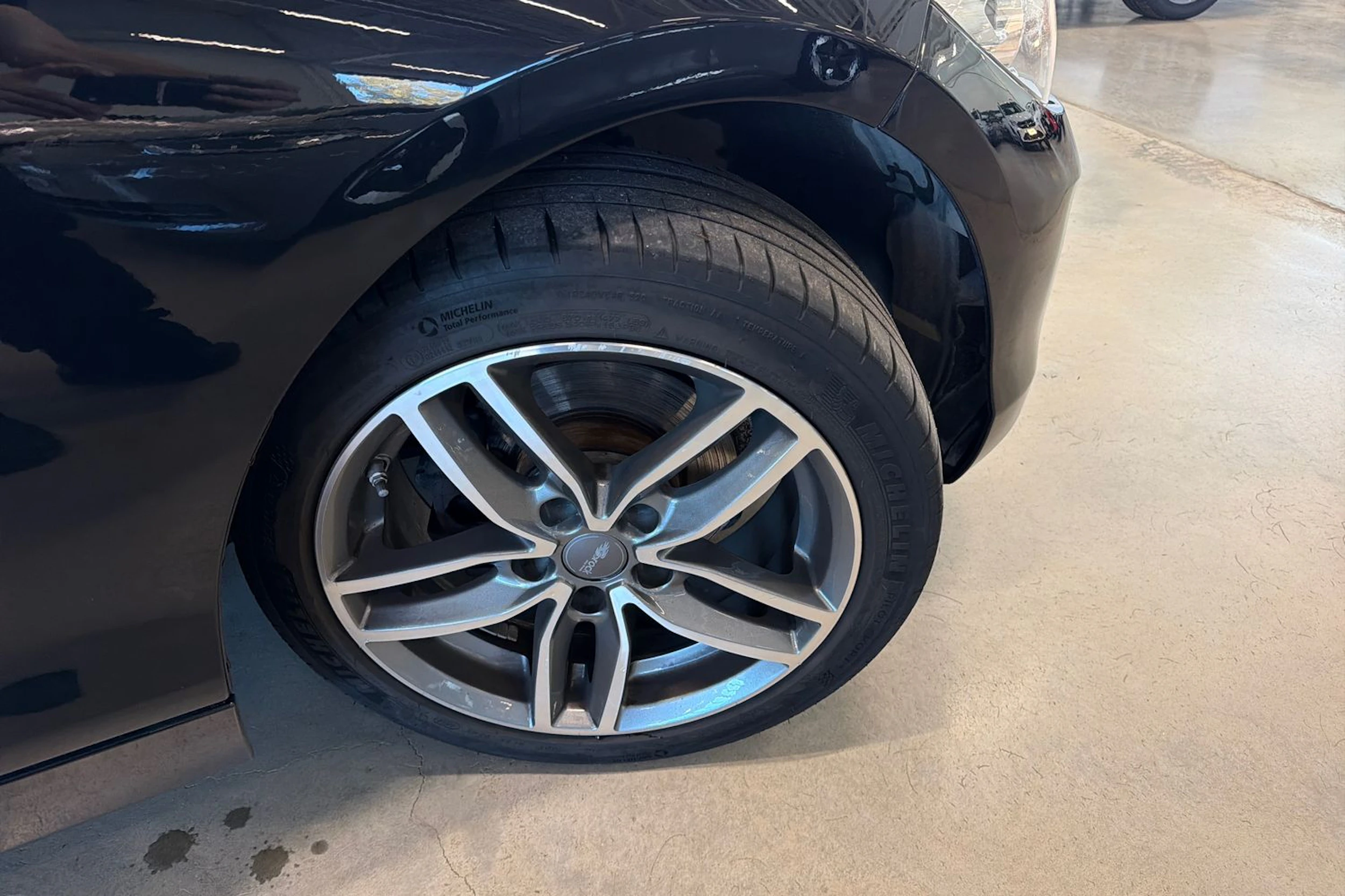 musta BMW 116 2015 kuva 25.