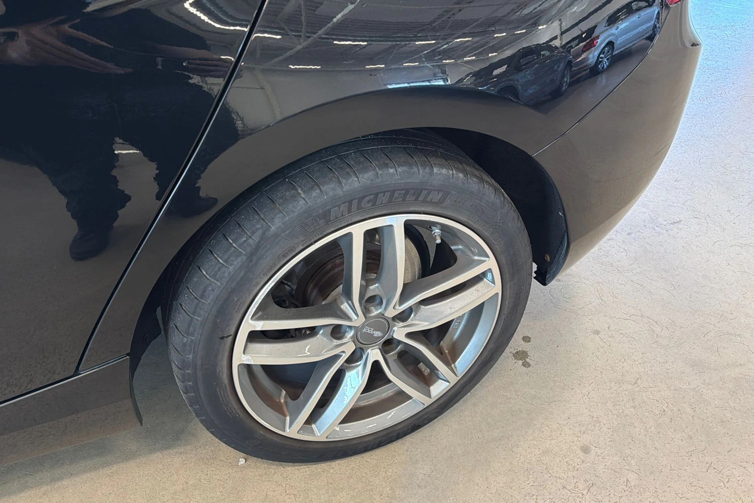 musta BMW 116 2015 kuva 30.