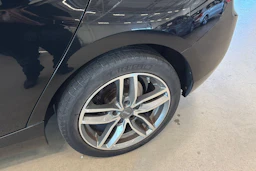 musta BMW 116 2015 kuva 30.