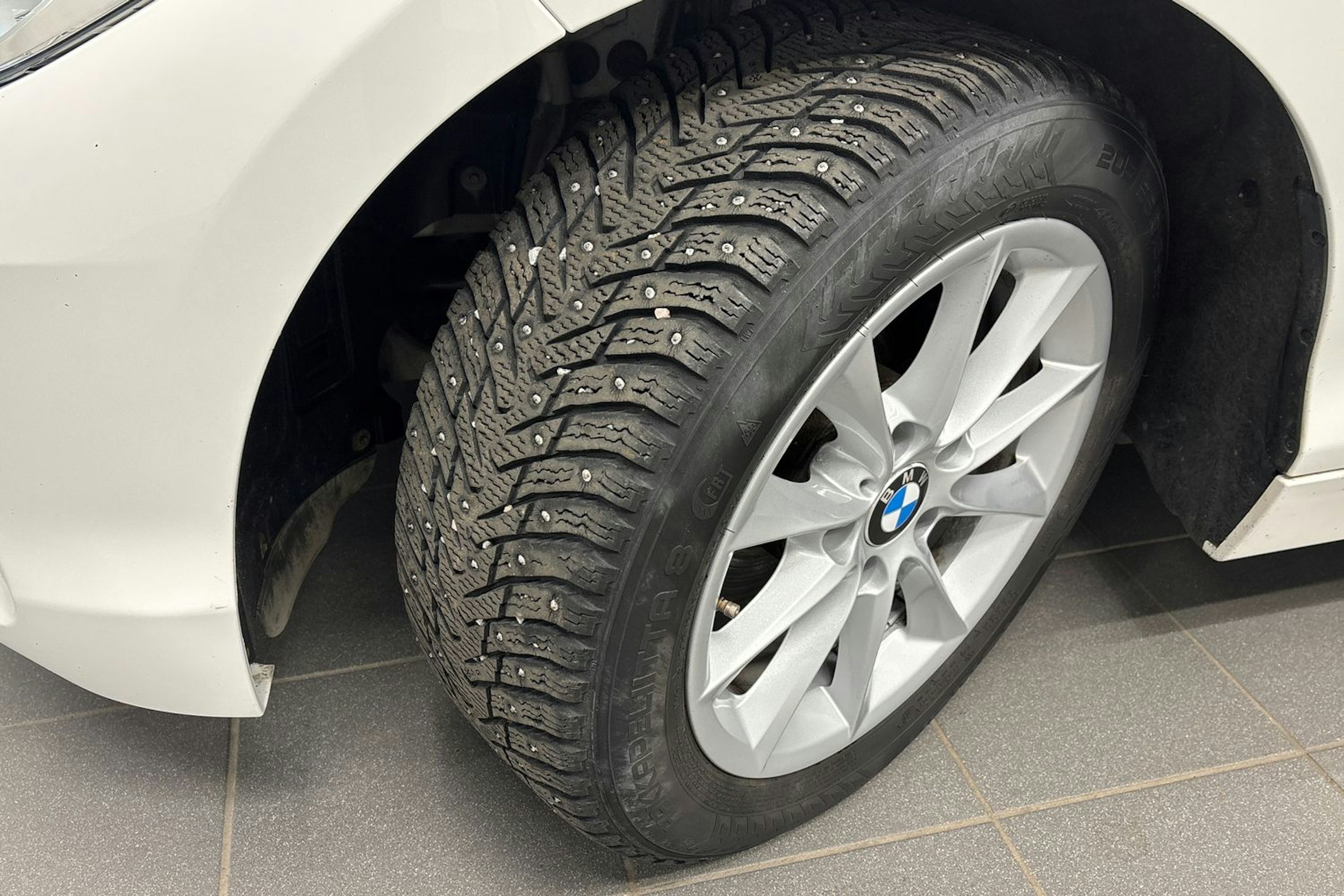 valkoinen BMW 116 2016 kuva 10.