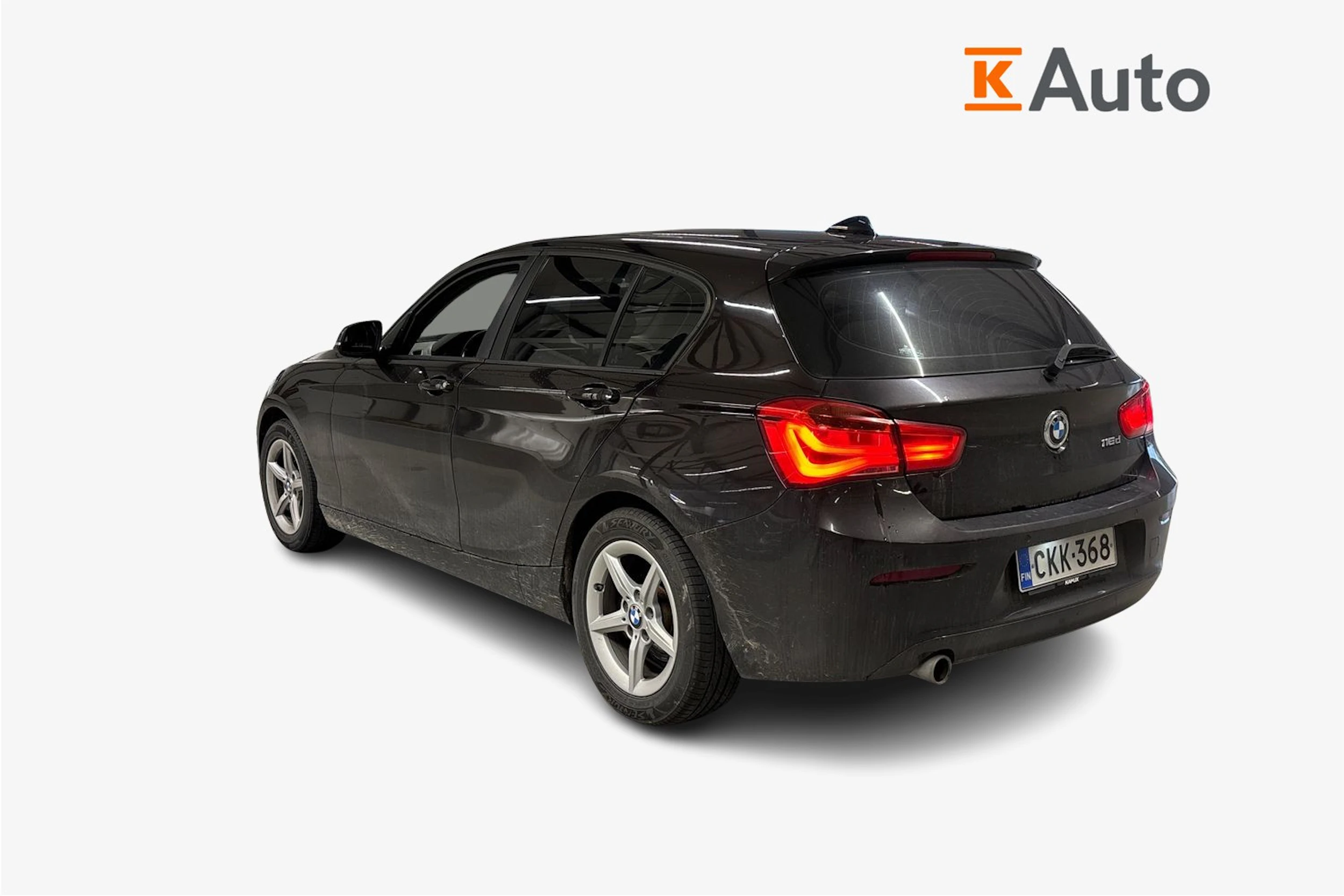 ruskea (beige) BMW 116 2017 kuva 2.