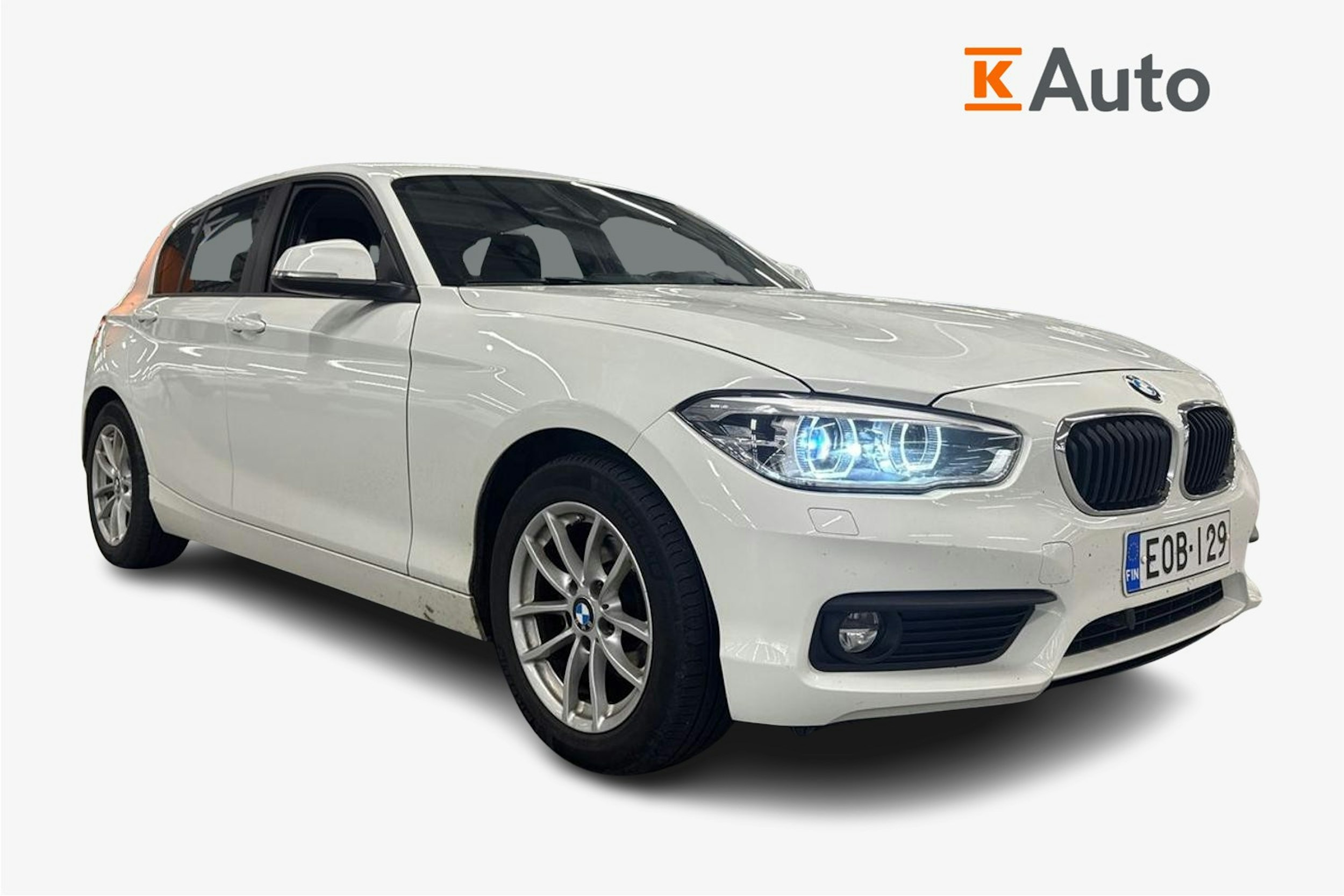 valkoinen BMW 116 2017 kuva 1.