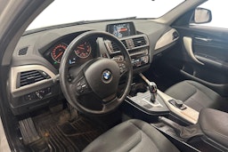 valkoinen BMW 116 2017 kuva 3.