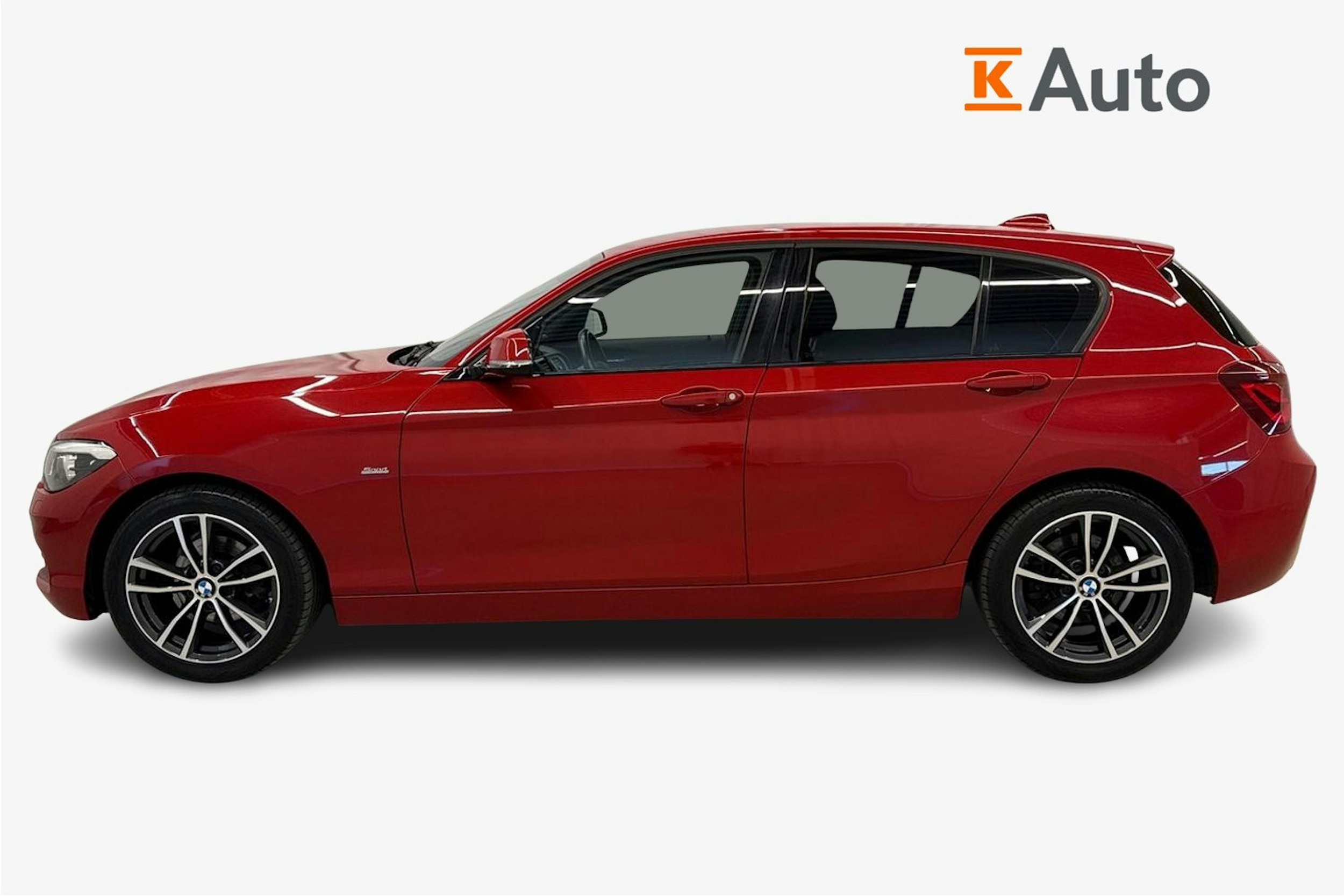 punainen BMW 116 2017 kuva 6.